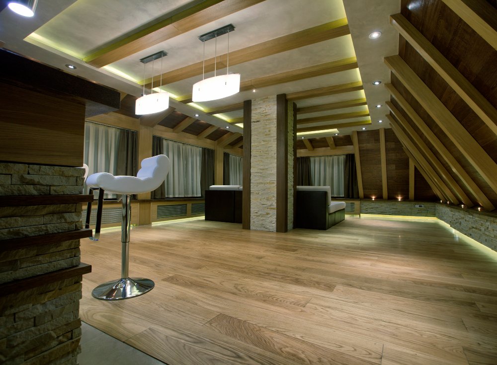 Vinyl Flooring vs. Hardwood: Which Is Best for Your DIY Budget Upgrade?
